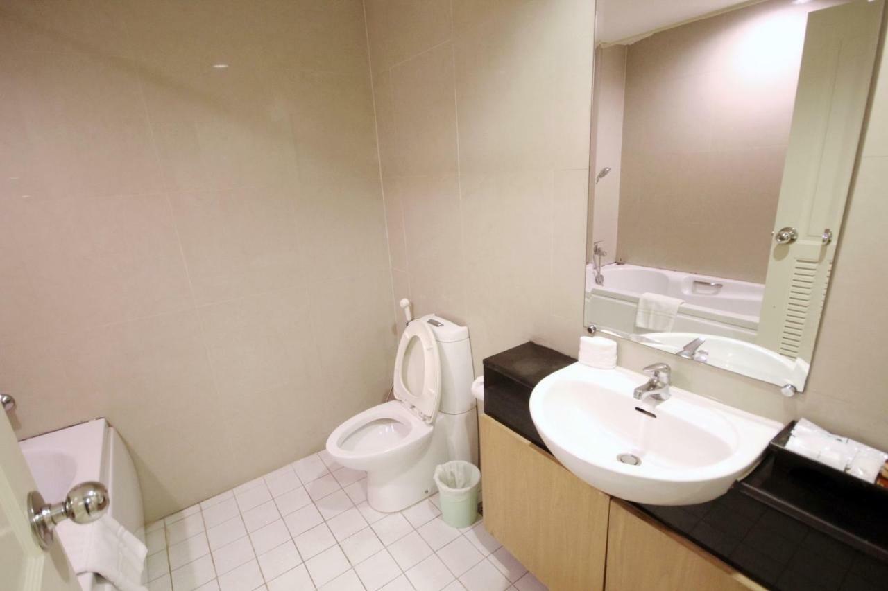 Standard Double Room Back Wing