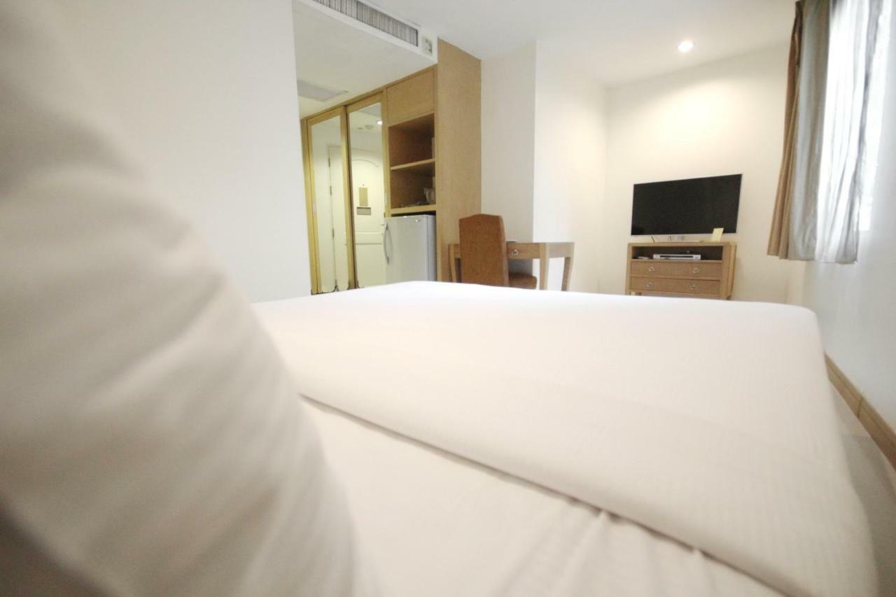 Standard Double Room Back Wing