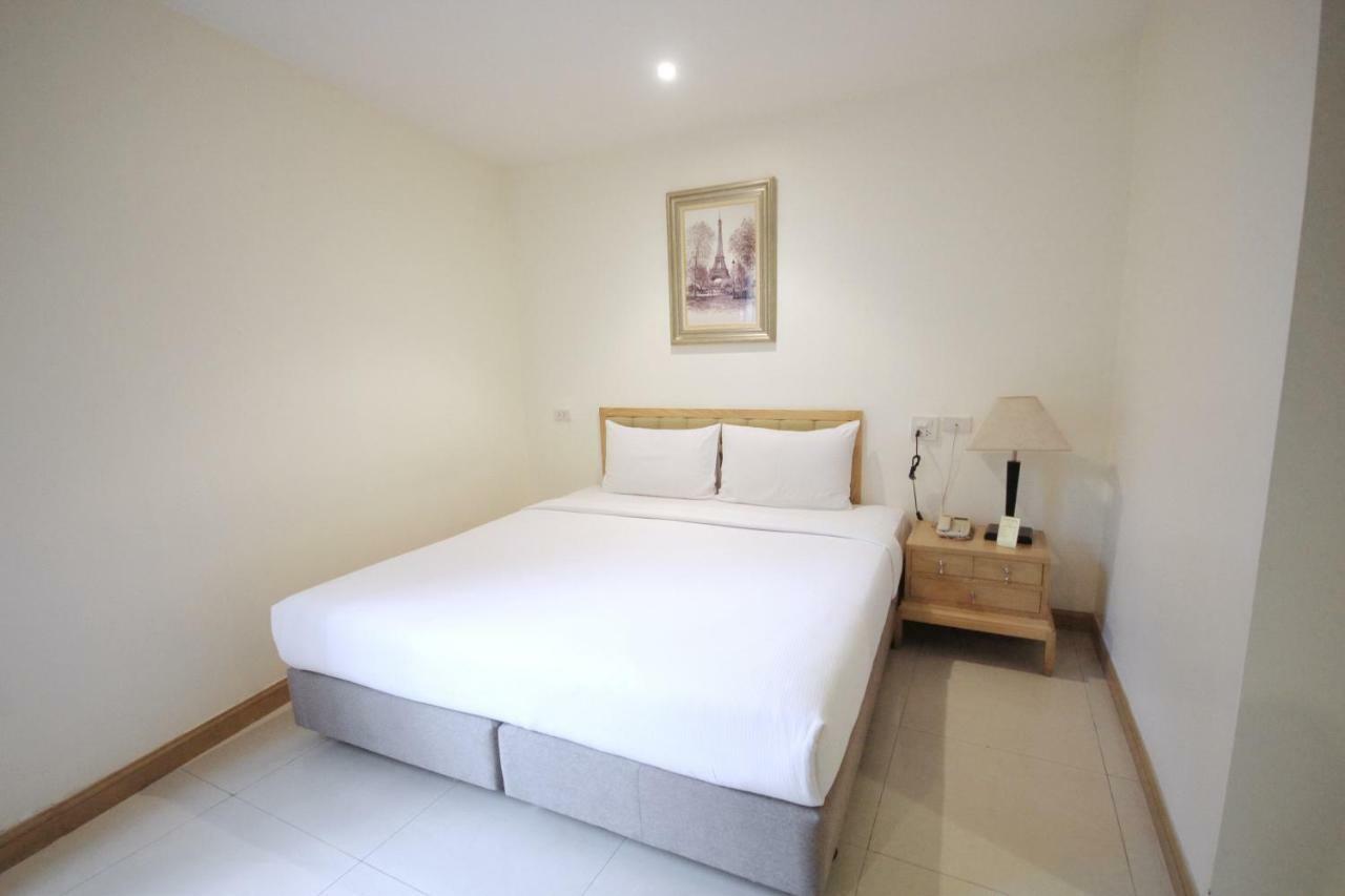 Standard Double Room Back Wing